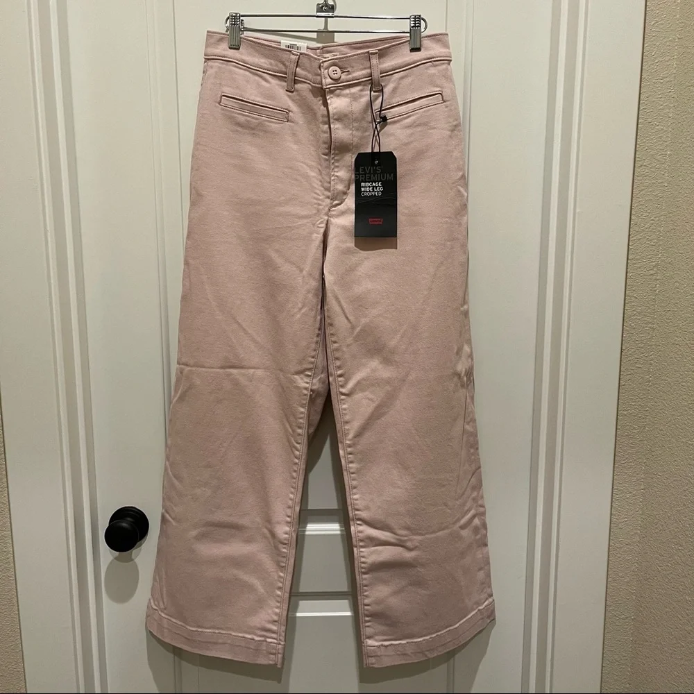 Levi’s ribcage cropped pants with the tag still on! - Picture 2 of 6